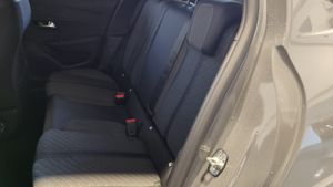 Peugeot 208 Allure Gasolina 100 S&S 6 Vel. MAN  - Foto 2