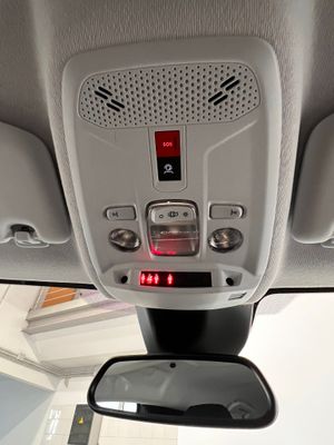 Peugeot 208 Allure HYBRID 100 eDCS6  - Foto 2