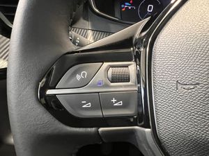 Peugeot 208 Allure HYBRID 100 eDCS6  - Foto 2