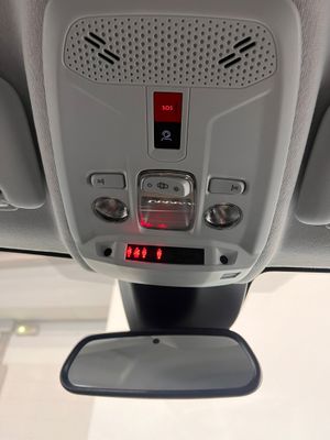 Peugeot 208 Allure HYBRID 100 eDCS6  - Foto 2