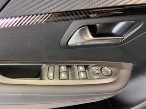 Peugeot 208 Allure HYBRID 100 eDCS6  - Foto 2