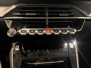 Peugeot 208 Allure HYBRID 100 eDCS6  - Foto 2