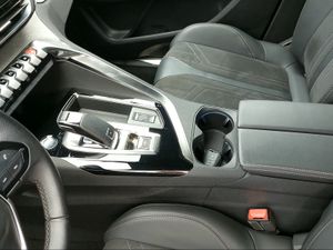 Peugeot 3008 1.5 BlueHDi 96kW S&S GT EAT8  - Foto 2