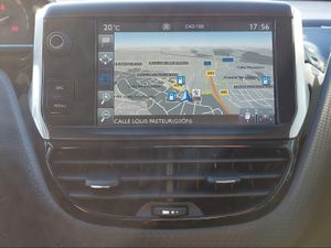 Peugeot 2008 Allure 1.2 PureTech 81KW (110CV)S&S EAT6  - Foto 2