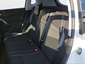 Peugeot 2008 Allure 1.2 PureTech 81KW (110CV)S&S EAT6  - Foto 2