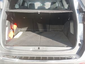 Peugeot 5008 1.5 BlueHDi 96kW (130CV) S&S Allure Pack  - Foto 2