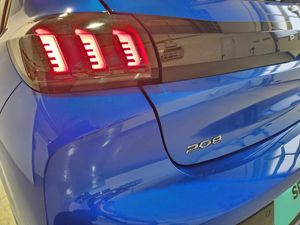 Peugeot 208 Allure Pack BlueHDi 73kW (100CV)   - Foto 2