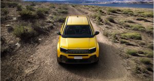 Jeep Avenger BEV 115kW (156CV) Summit  - Foto 2