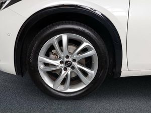 Infiniti Q30 PREMIUM 1.6TC 115kW (156CV)   7DCT   - Foto 2