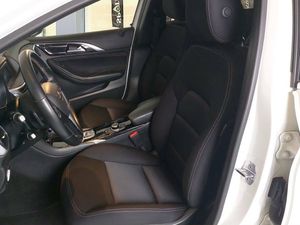 Infiniti Q30 PREMIUM 1.6TC 115kW (156CV)   7DCT   - Foto 2
