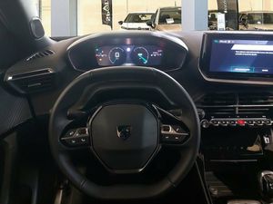Peugeot 2008 Allure Puretech 100 S&S 6 Vel. MAN   - Foto 2