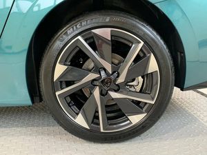 Peugeot 308 Allure SW   BlueHDi 130 S&S EAT8   - Foto 2