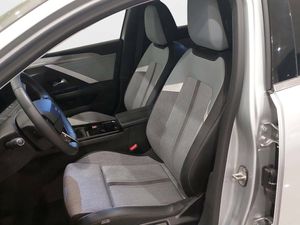 Opel Astra Elegance 1.2T XHT 96kW (130CV)   - Foto 2