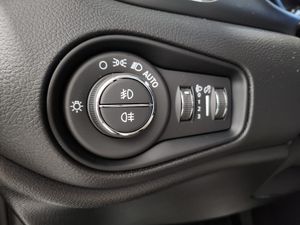 Jeep Renegade eHybrid 1.5 96kW(130CV) Limited ATX  - Foto 2