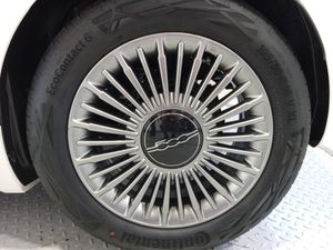 Fiat 500 Monotrim Hb 320km 85kW (118CV)  - Foto 2