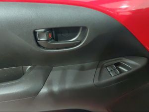 Peugeot 108 Active VTi 52kW (72CV)  - Foto 2