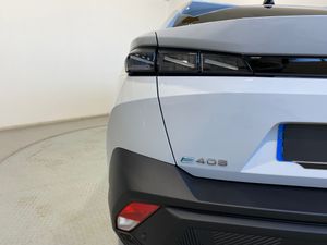 Peugeot e-408 E-408 GT Eléctrico 210 (157kW)  - Foto 2