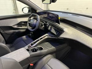 Peugeot 3008 Hybrid 1.2 107KW Allure eDCS6  - Foto 2