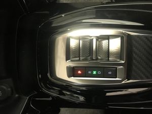 Peugeot e-2008 Eléctrico Allure 156 (115kW)  - Foto 2