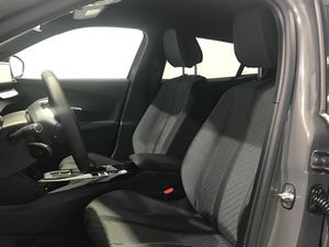 Peugeot e-2008 Eléctrico Allure 156 (115kW)  - Foto 2