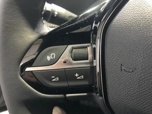 Peugeot e-2008 Eléctrico Allure 156 (115kW)  - Foto 2