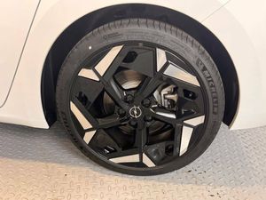 Opel Astra GSE 1.6T Plug-in Hybrid 165kW (225CV)   Aut  - Foto 2