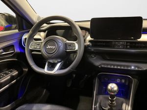 Jeep Avenger 1.2 G 74kW (100CV) Summit  - Foto 2