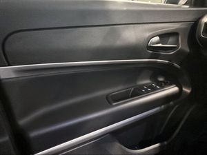 Jeep Avenger 1.2 G 74kW (100CV) Summit  - Foto 2