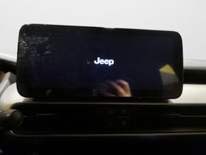 Jeep Avenger 1.2 eHybrid 4xe 107kW (145CV) Upland  - Foto 2