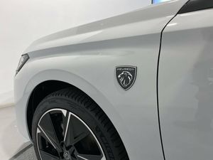 Peugeot 308 5P First Edition Eléctrico 115kW (156CV)  - Foto 2