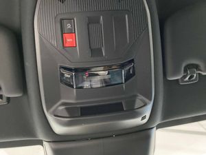 Peugeot 308 5P First Edition Eléctrico 115kW (156CV)  - Foto 2