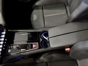 Peugeot 508 SW GT Line 225 e-EAT8 Hybrid  - Foto 2