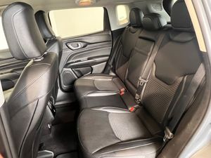 Jeep Compass 1.3 Gse T4 96kW (130CV) Limited MT FWD  - Foto 2