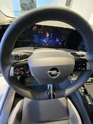 Opel Astra ST EDITION 1.2T XHT HYBRID eDCT6 145 CV  - Foto 2