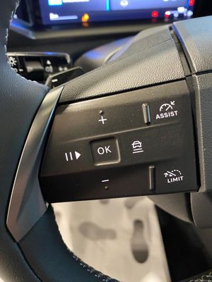 Opel Grandland GS 1.2T XHT Hybrid eDCT6 S/S 145 CV  - Foto 2