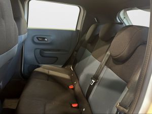 Fiat Grande Panda ICON MHEV 81kW (110cv)  - Foto 2