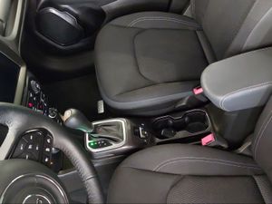 Jeep Renegade S 4xe 1.3 PHEV 177kW(240CV) AT  - Foto 2