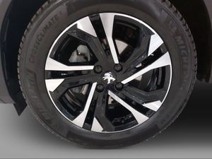 Peugeot 2008 Allure Puretech 130 S&S EAT8  - Foto 2