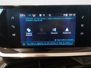 Peugeot 2008 Allure Puretech 130 S&S EAT8  - Foto 2