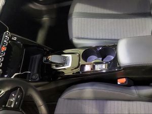 Peugeot 2008 Allure Puretech 130 S&S EAT8  - Foto 2