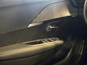 Peugeot 208 Allure HYBRID 110 eDCS6  - Foto 2