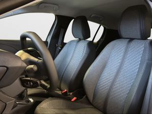 Peugeot 208 Allure Gasolina 100 S&S 6 Vel. MAN  - Foto 2