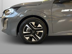 Peugeot 208 Allure HYBRID 145 eDCS6  - Foto 2