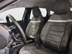 Citroën ë-C4 ë-C4 eléctrico 100kW 50kWh Shine  - Foto 2