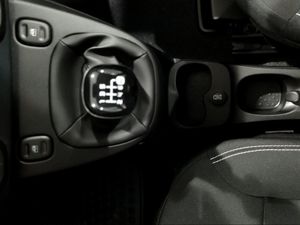 Fiat Panda Panda 1.0 Hybrid 51kW (70cv) ICON  - Foto 2