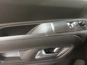 Opel Combo Cargo 100 Cv 1.5 Td S/S MT6 €6.4  - Foto 2