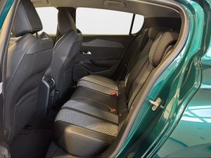 Peugeot 308 5P Allure Hybrid MHEV 145 e-DCS6  - Foto 2