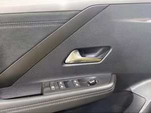 Opel Astra 1.2T XHT Hybrid 107kW Ultimate eDCT6  - Foto 2