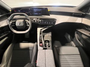 Peugeot 3008 Hybrid 1.2 107KW Allure Exclusive eDCS6  - Foto 2