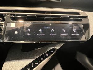 Peugeot 3008 Hybrid 1.2 107KW Allure Exclusive eDCS6  - Foto 2